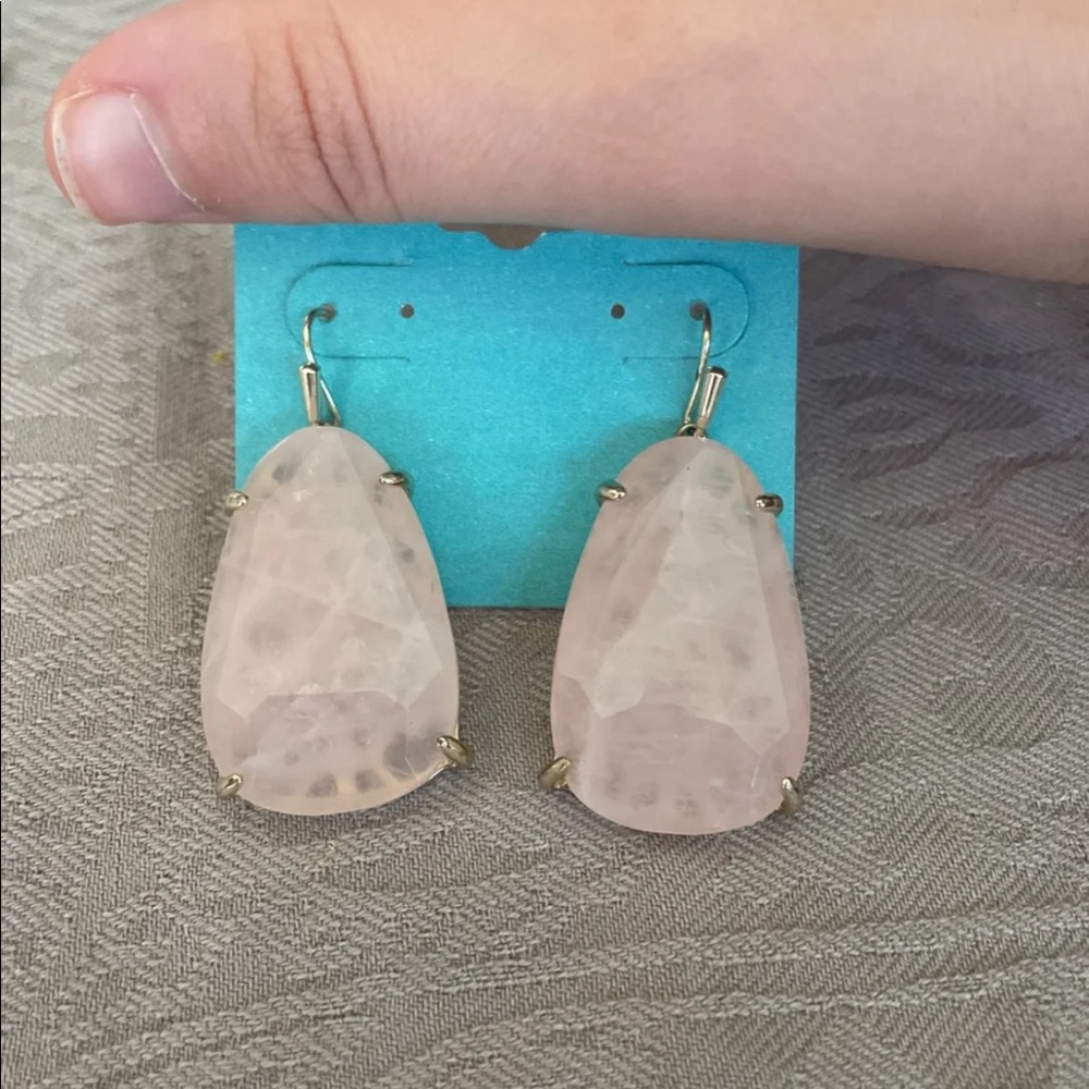 Kendra Scott rose quarts drop earrings